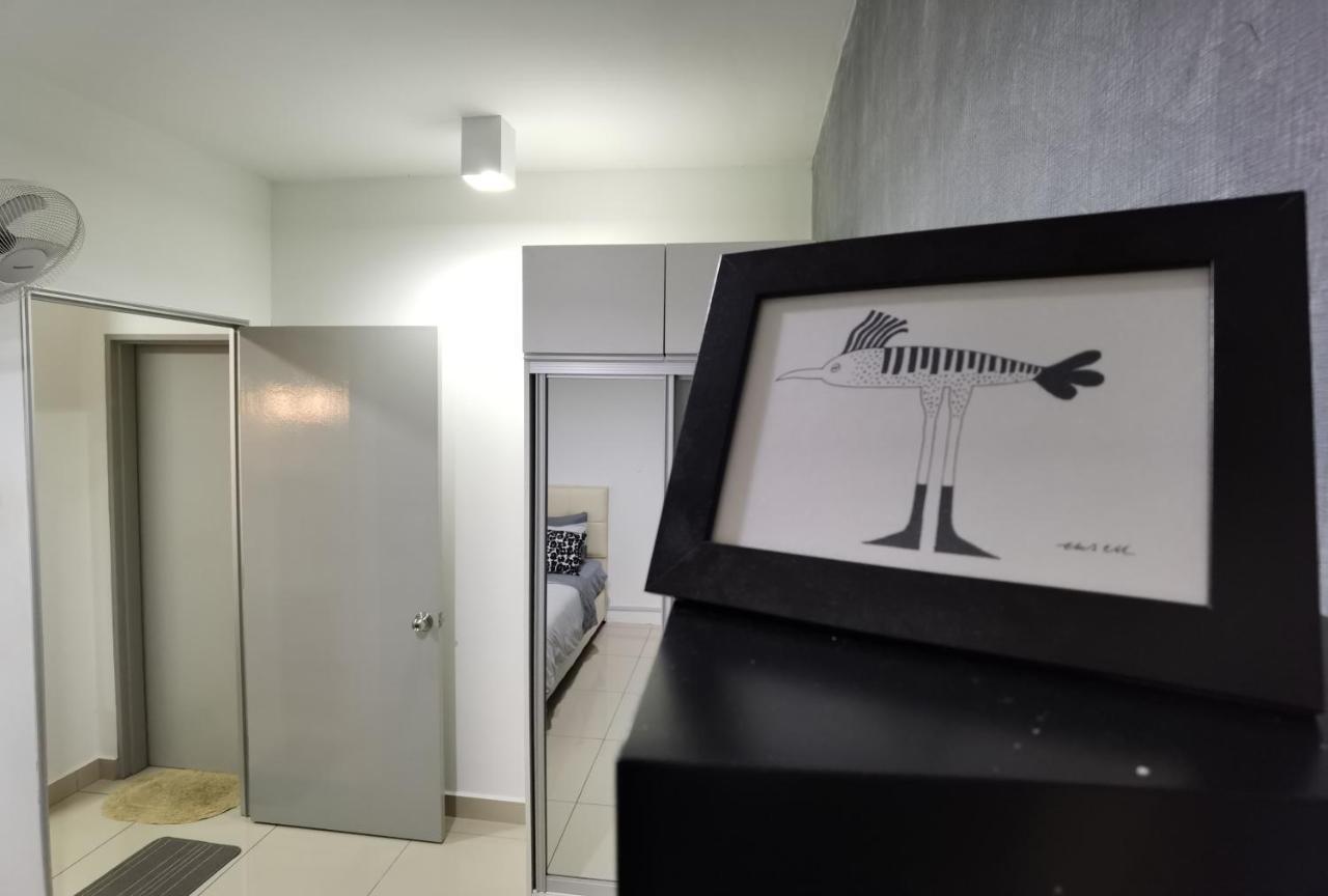 2 Bedroom Apartment - Mycribkl Neocyber Cyberjaya Exterior photo